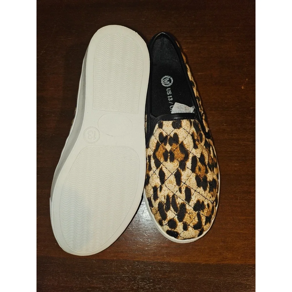 Girls Steve Madden Slip On leopard print Shoes Brand New Size 13‎